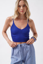 V Yaka Saks Crop Bluz