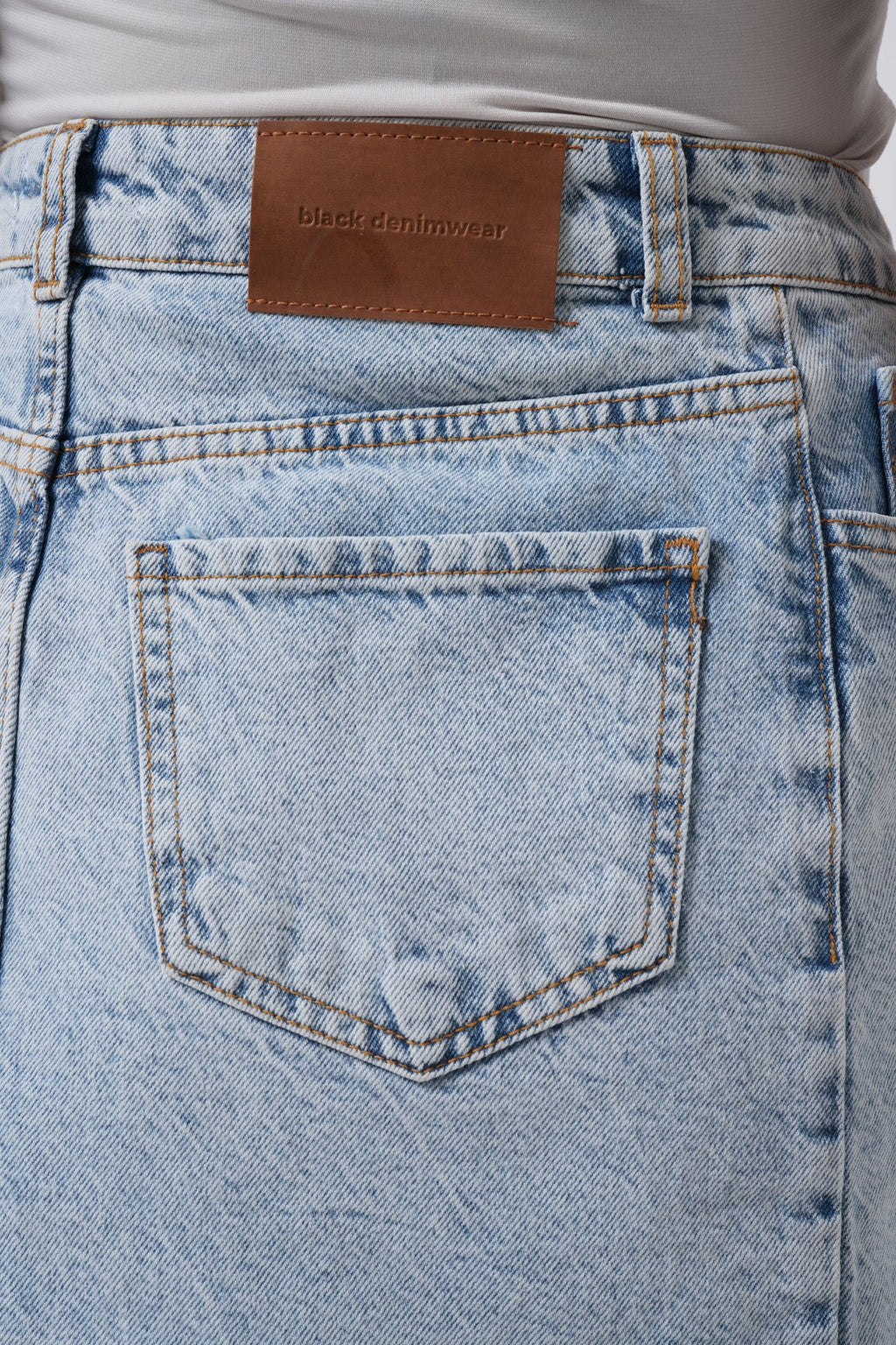 Düğme Detay Asimetrik Denim Açık Mavi Etek