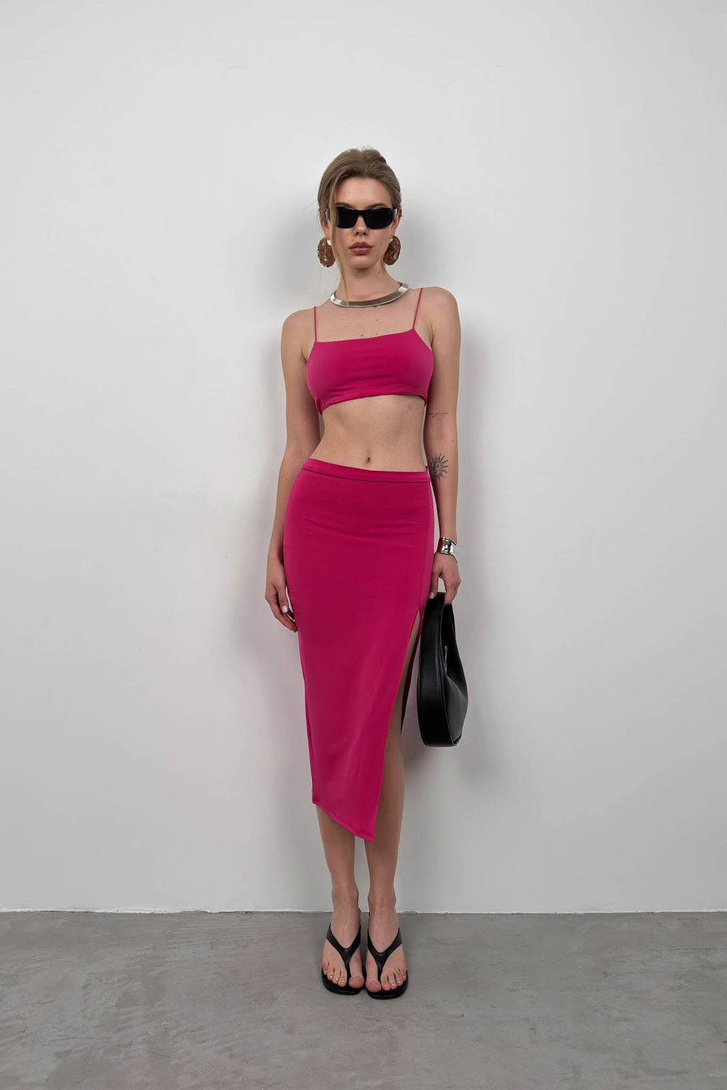 Askılı Crop Yırtmaçlı Fuşya Etek Takım