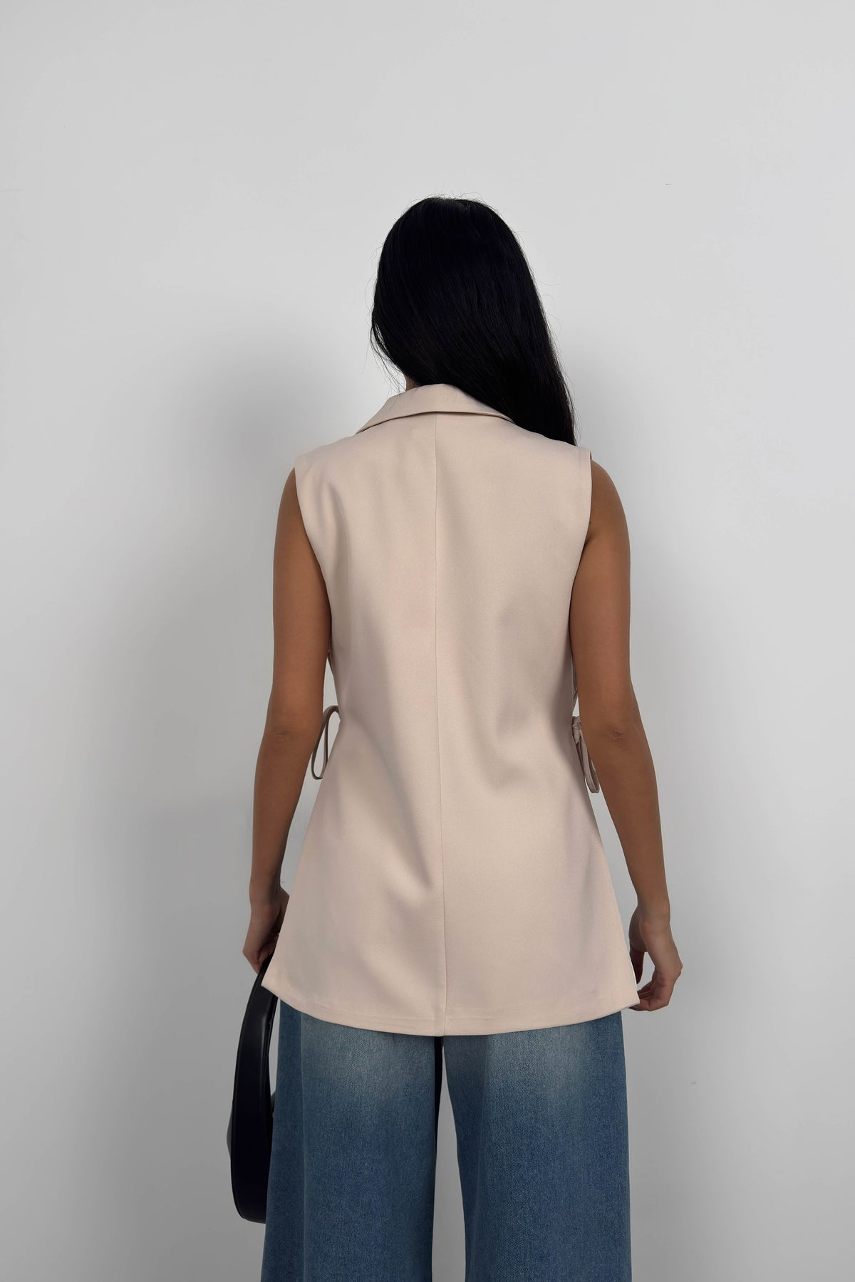 Bağcık Detay Bej Blazer Yelek