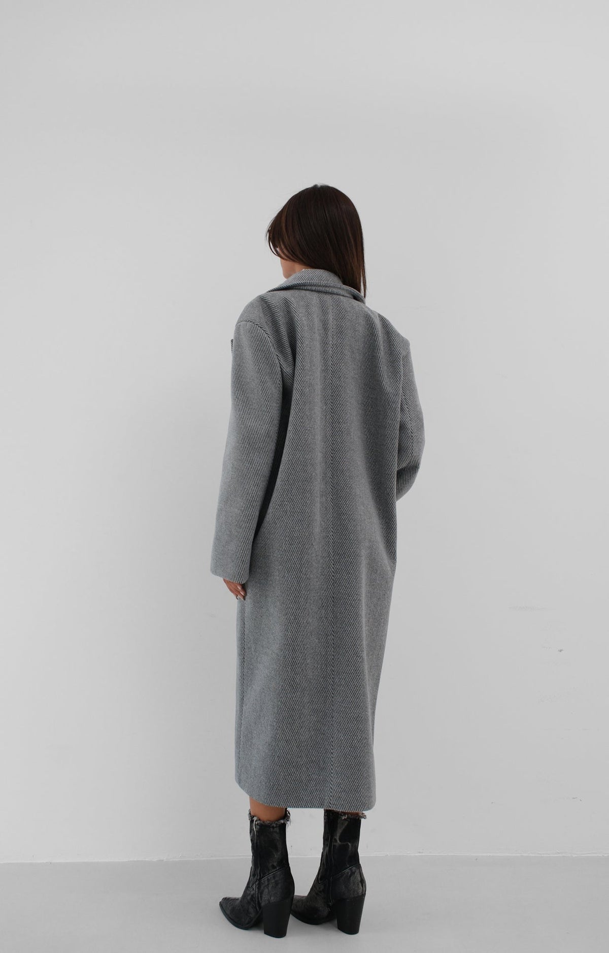 Balıksırtı Gri Oversize Kaban