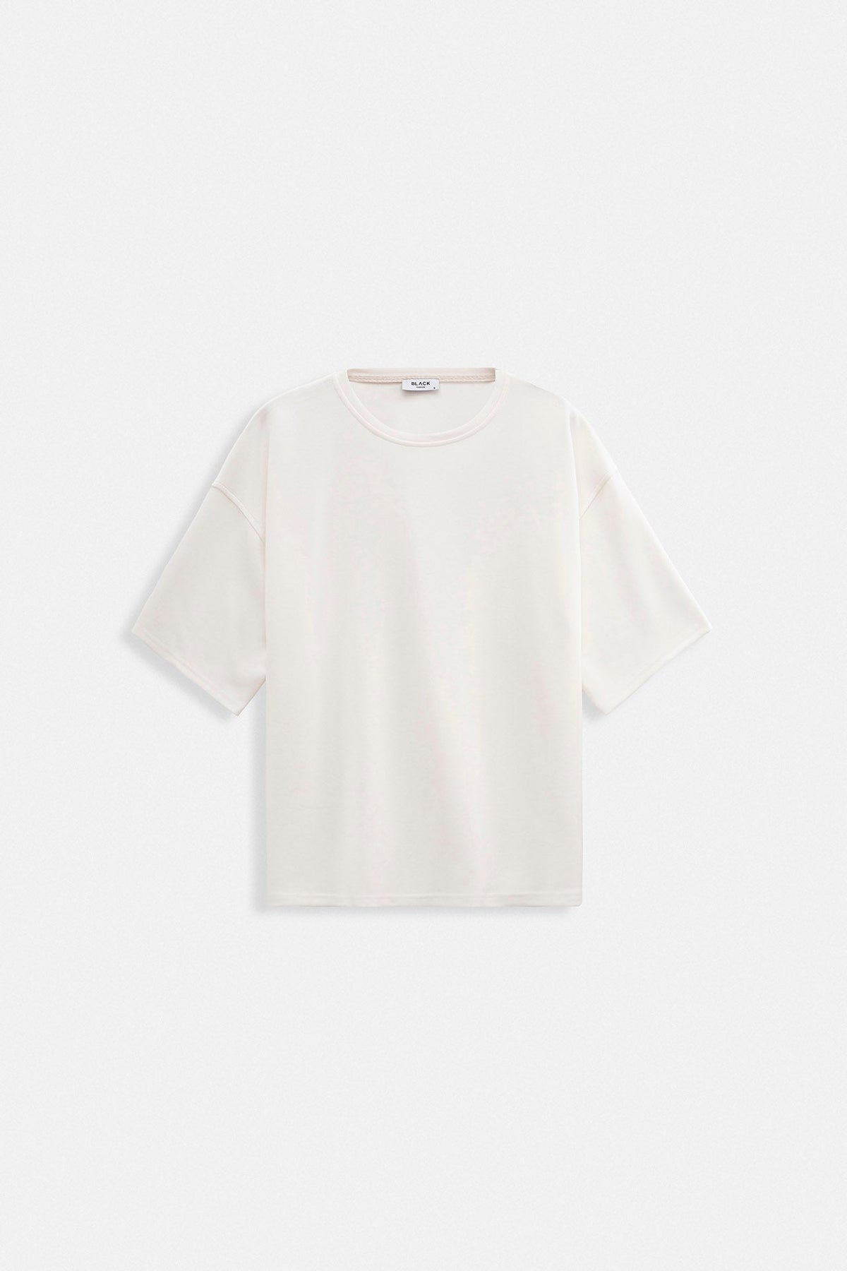 Bisiklet Yaka Oversize Beyaz T-Shirt