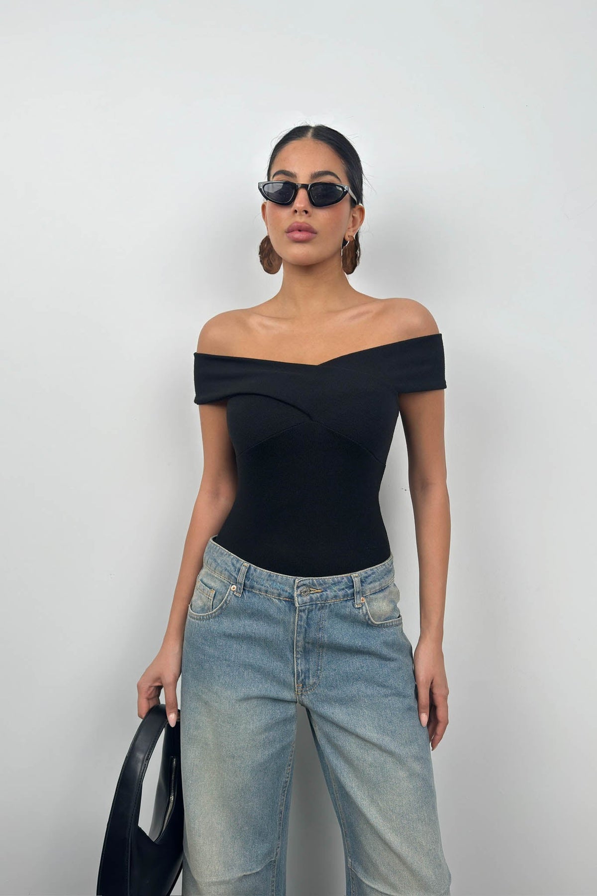 Çapraz Kayık Yaka SiyahBodysuit