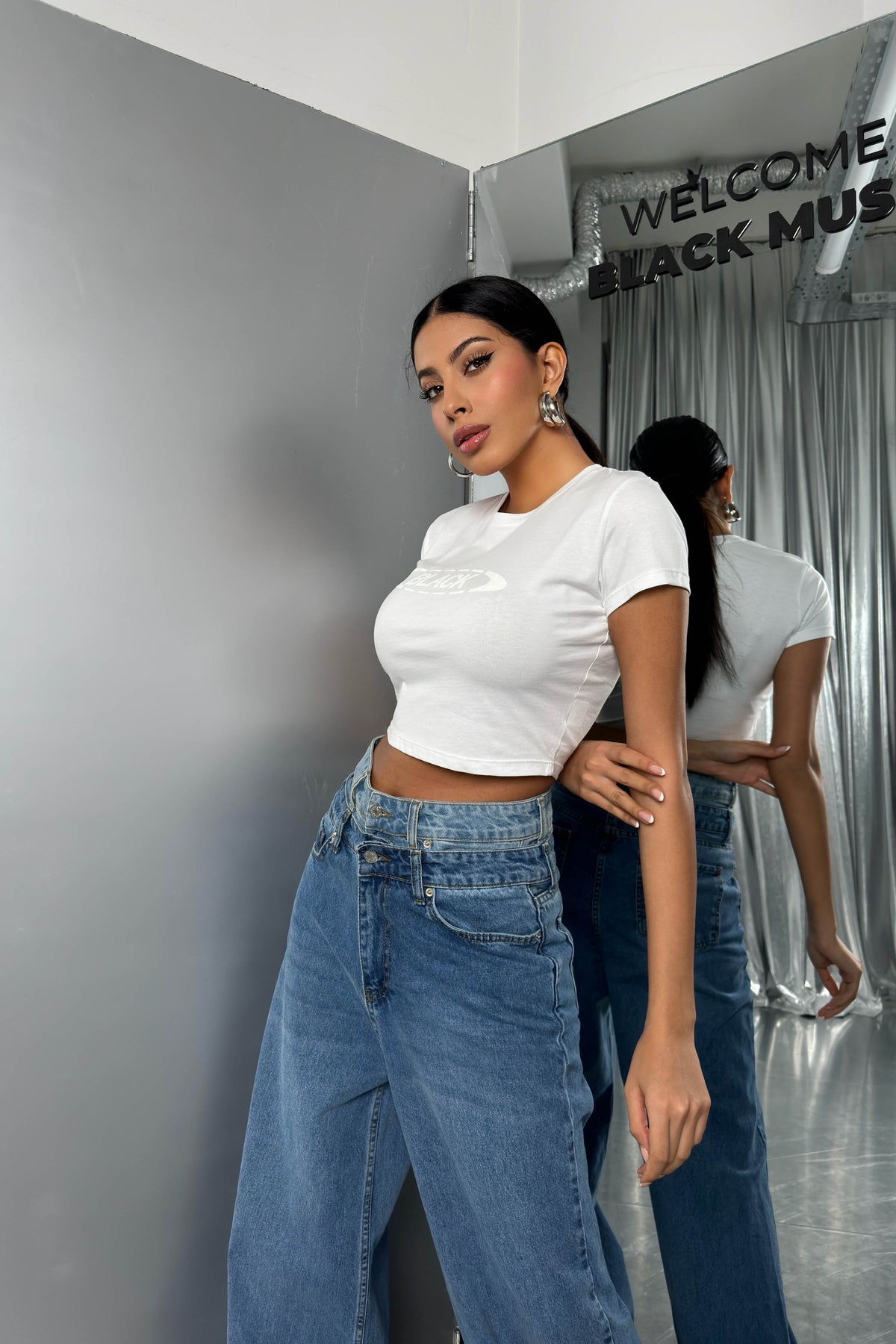 Kabartma Baskılı Likralı Beyaz T-Shirt