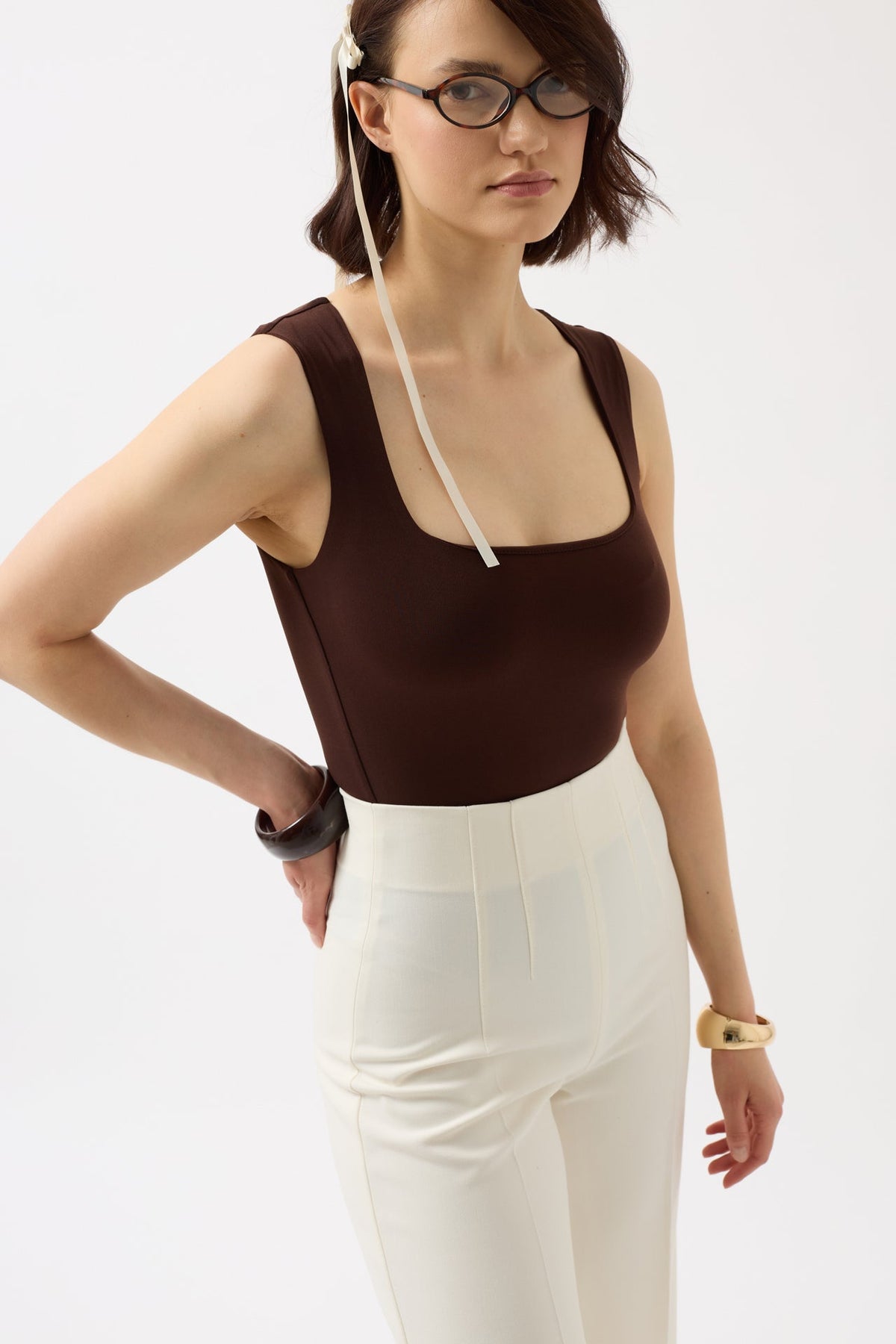 Kare Yaka Kalın Askılı Kahverengi Bodysuit