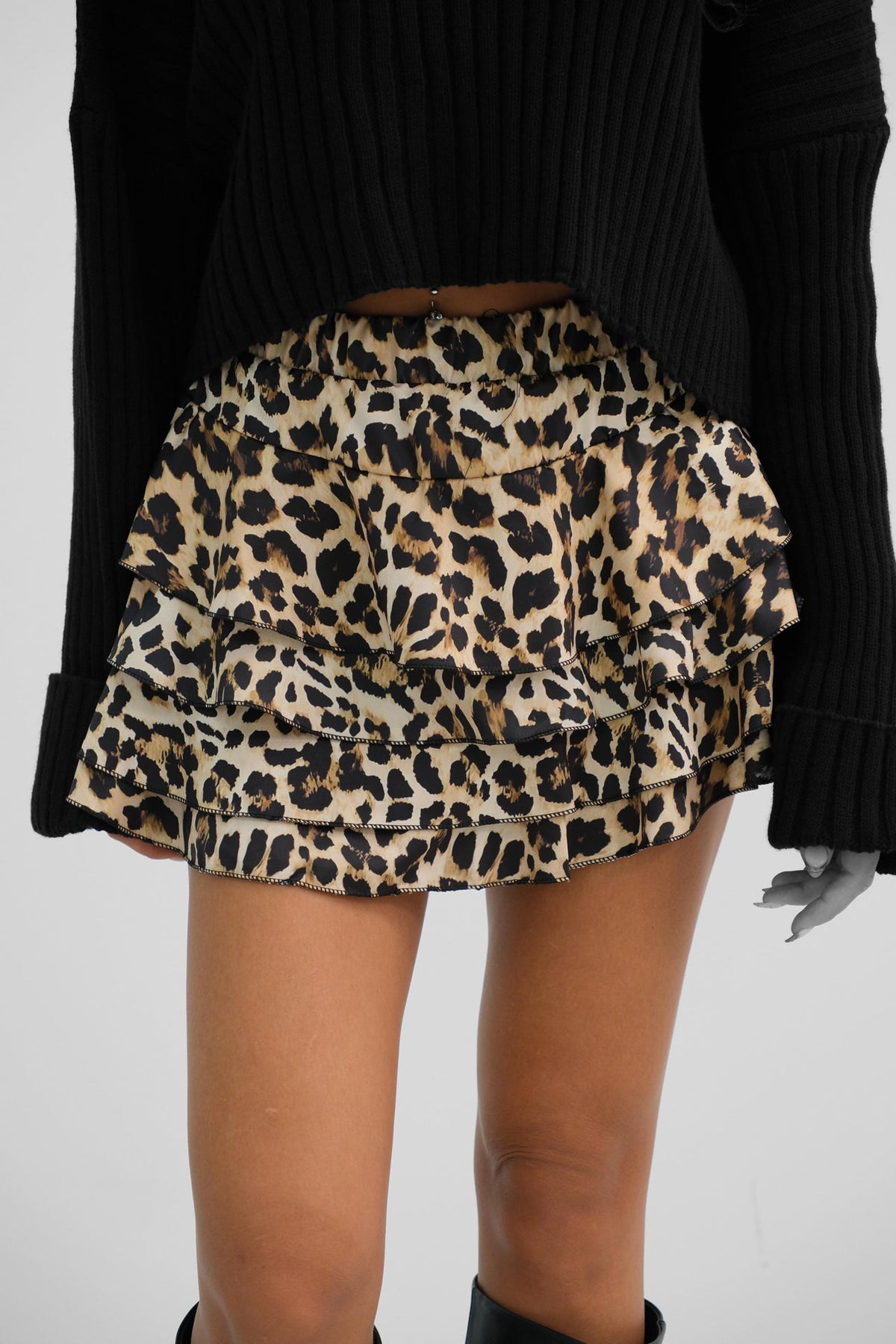 Leopar Desenli Fırfırlı Şort Etek