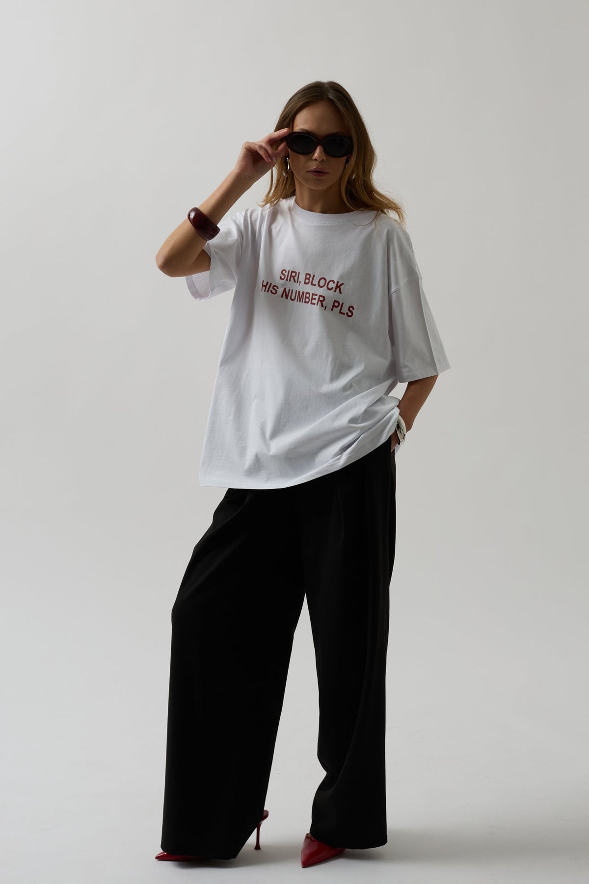 Siri Ön Baskılı Oversize Beyaz T-Shirt
