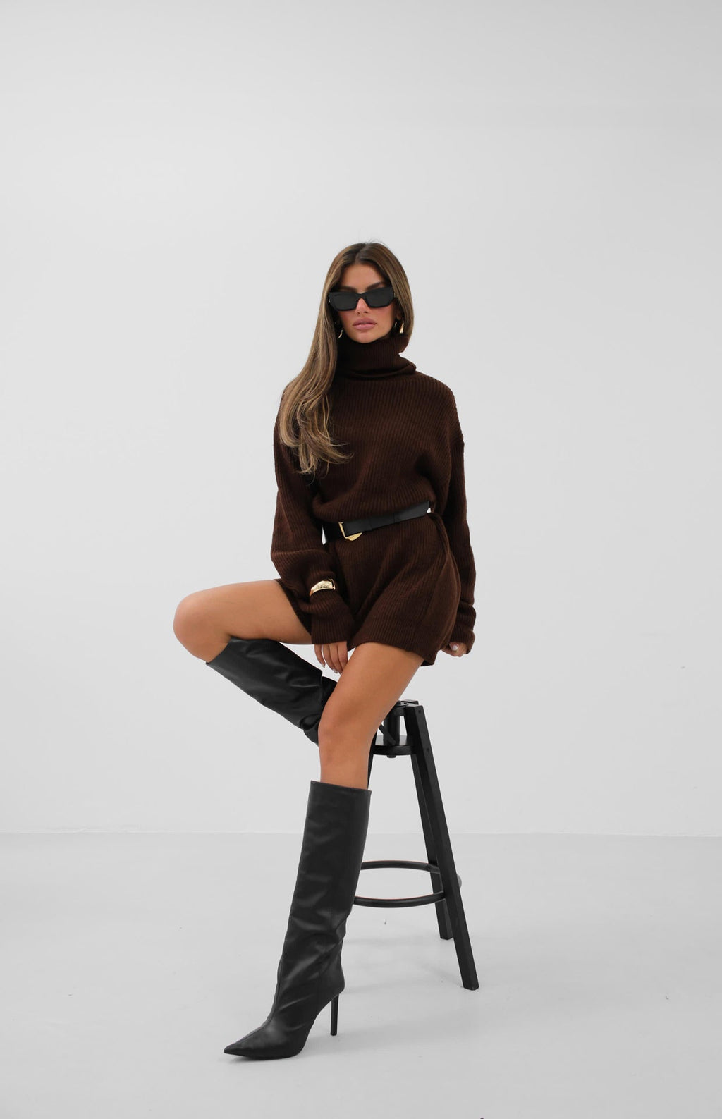 Oversize Balıkçı Yaka Kahverengi Triko Tunik