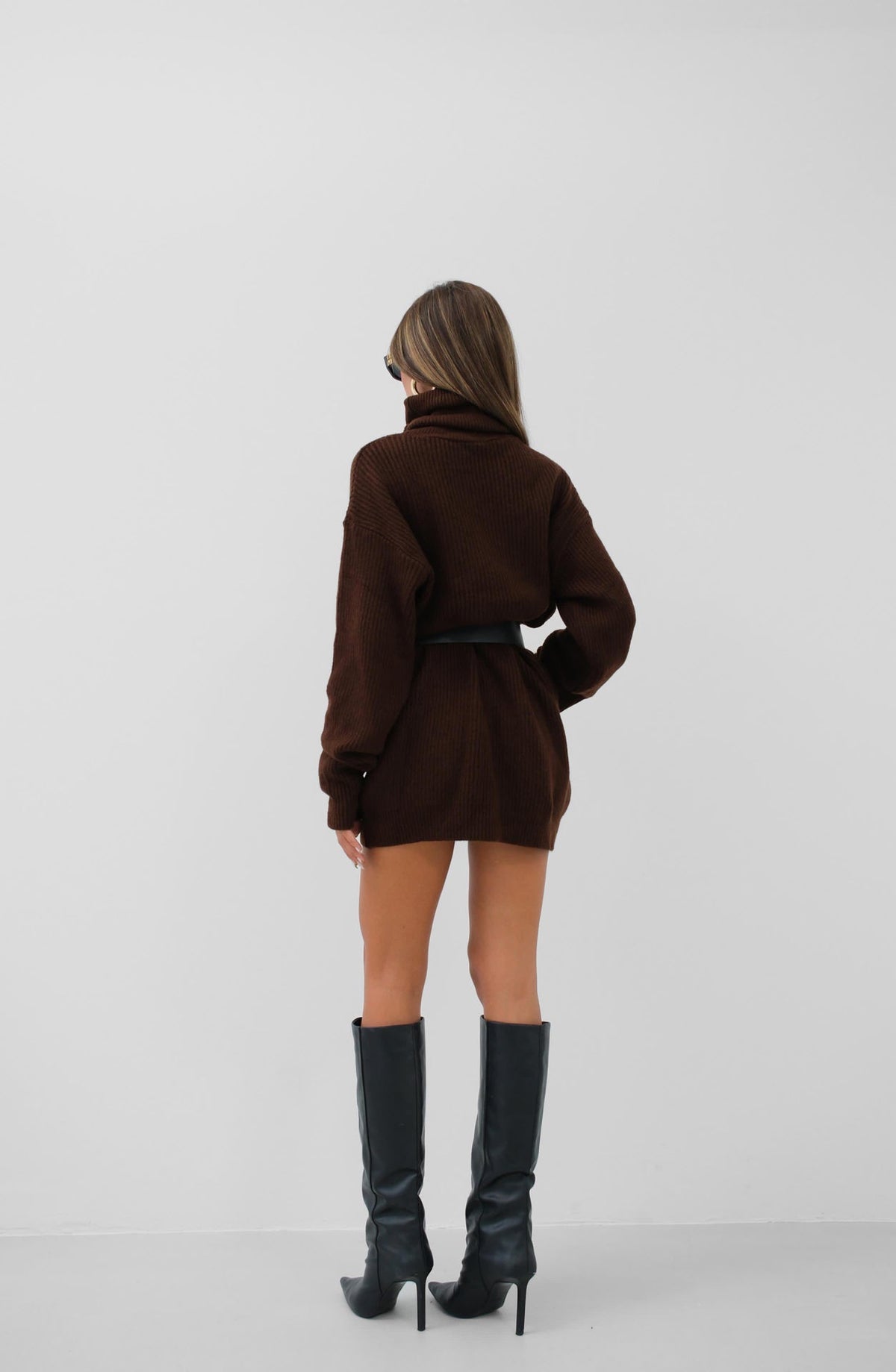 Oversize Balıkçı Yaka Kahverengi Triko Tunik