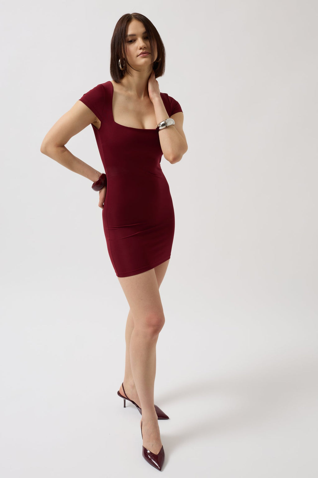 Pencere Detay Mini Dekolte Bordo Elbise