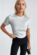 Taş Detay Likralı Beyaz Crop T-Shirt